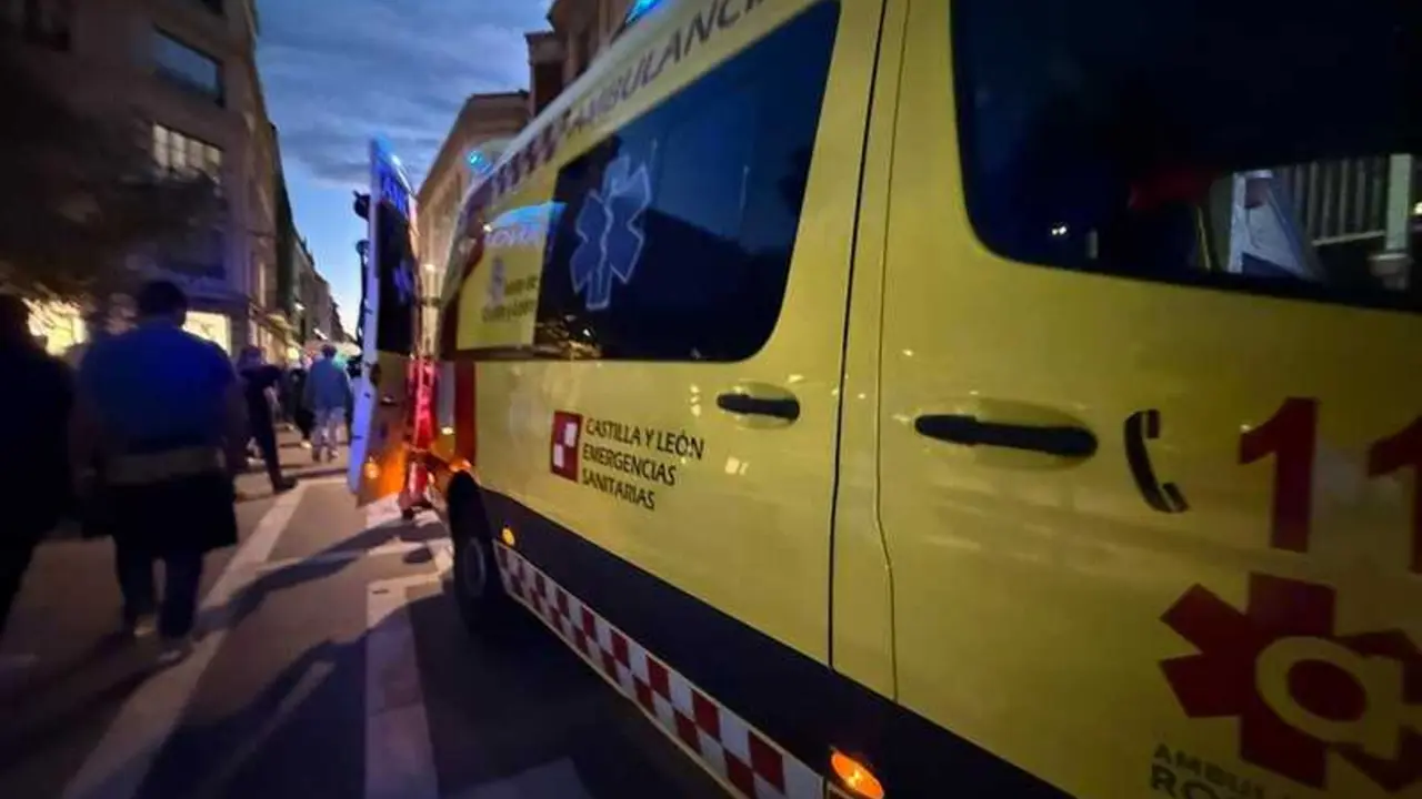 Ambulancia en el centro de Zamora