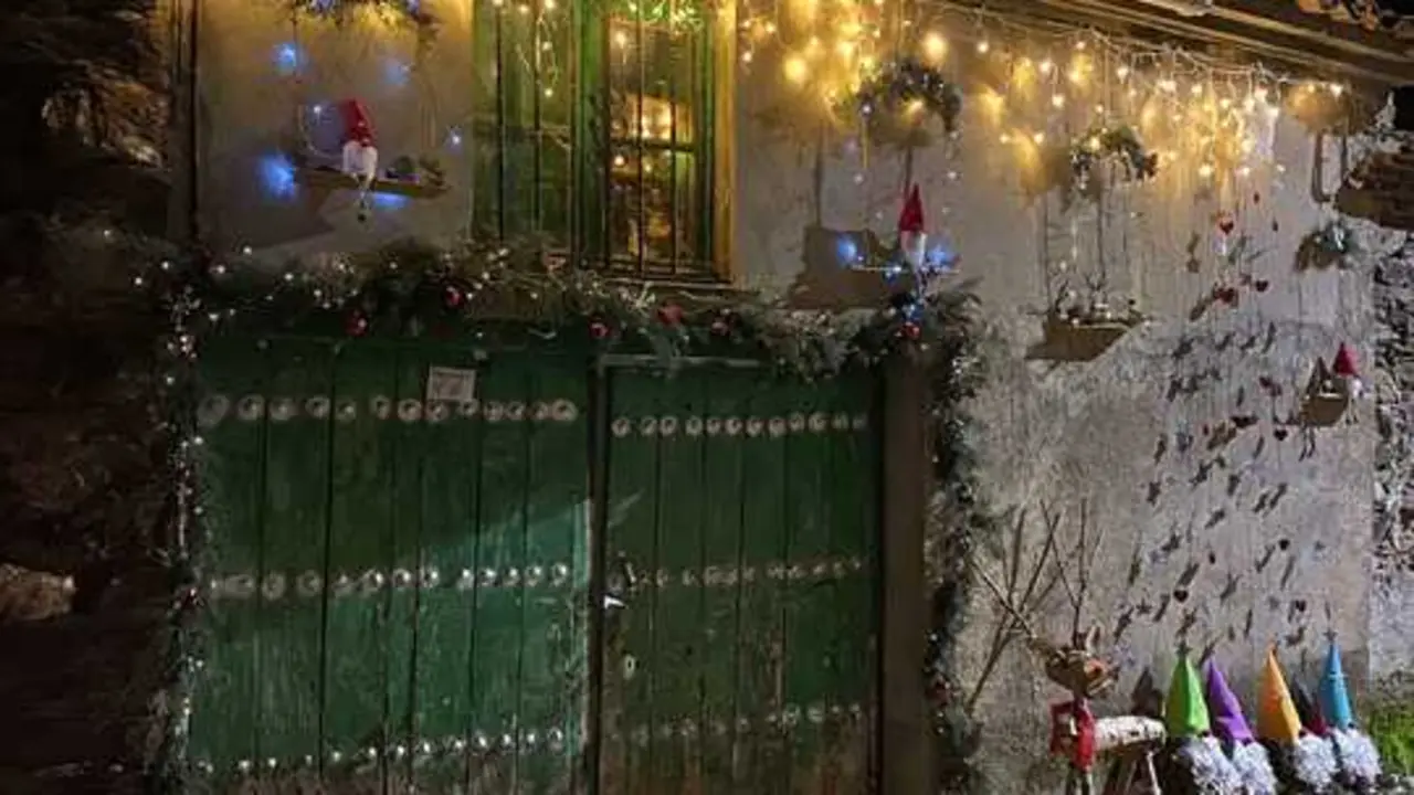 casas decoradas en Navidad en Domez (10)