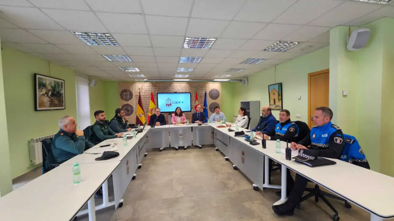reuni&oacute;n de seguridad en Benavente. IMAGEN INTERBENAVENTE