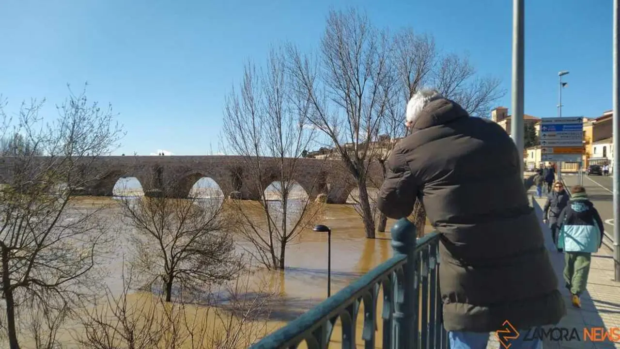 Un paseo por el Duero, crecida _56