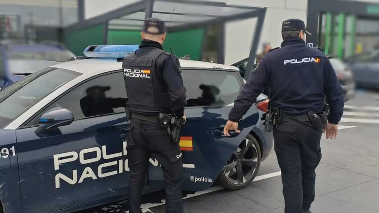 Polic&iacute;a Nacional