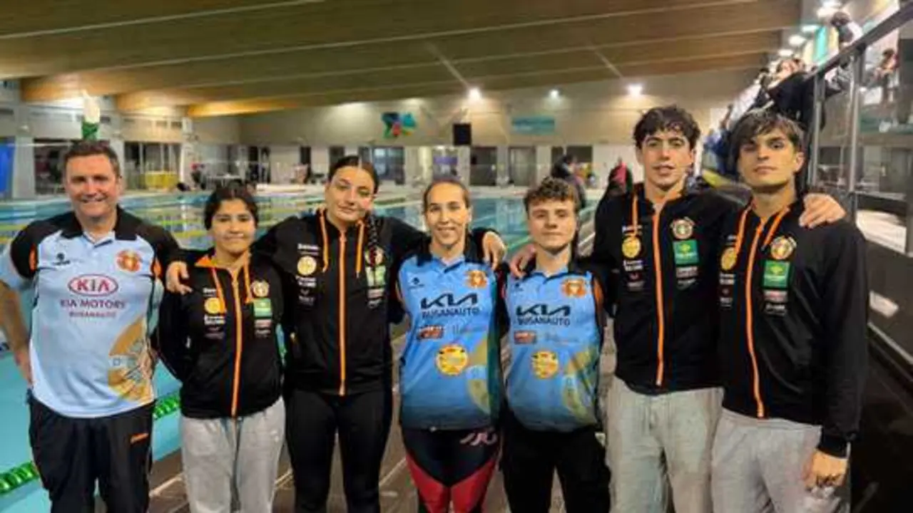 Equipo juvenil, junior y absoluto
