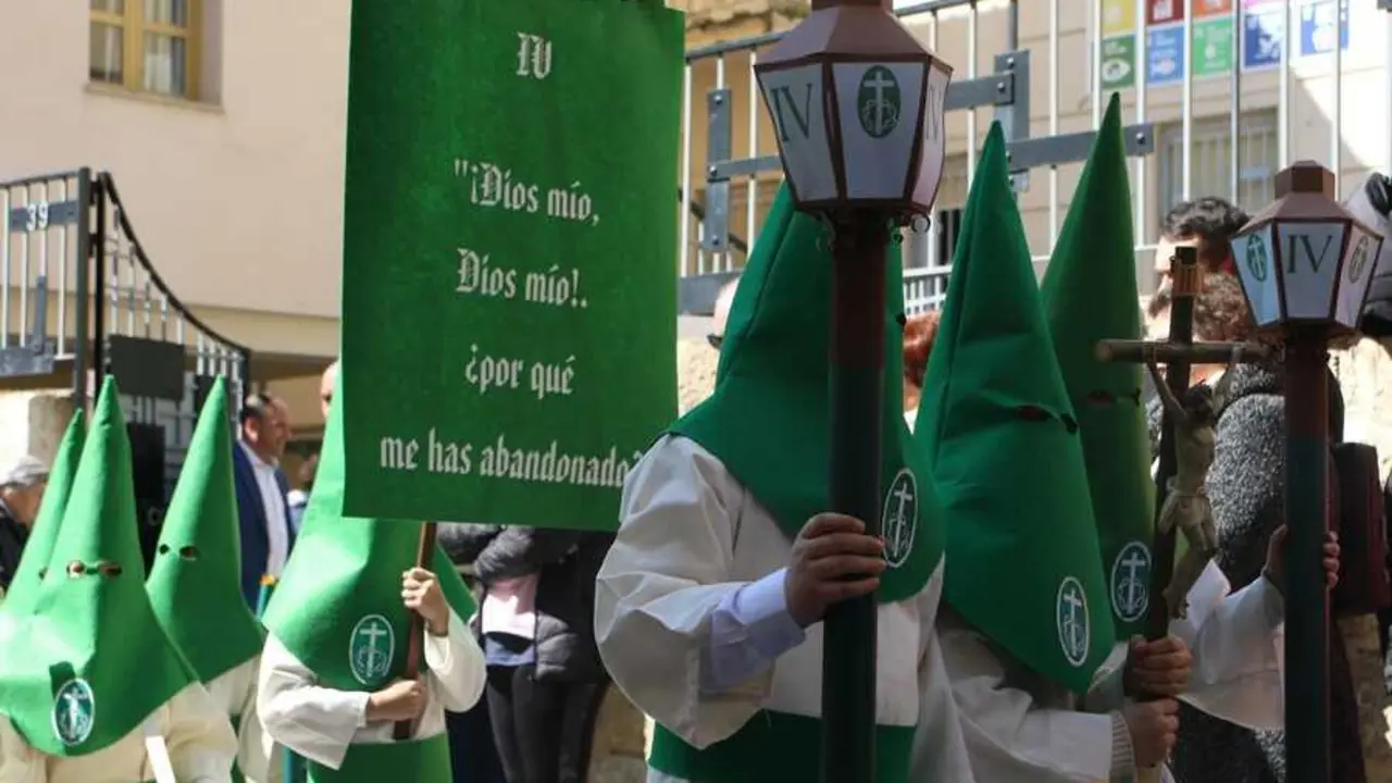 procesi&oacute;n de Semana Santa, colegio La Milagrosa_16