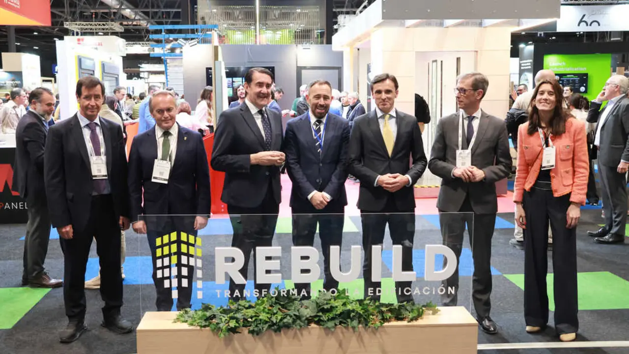 20260325+CONSEJERO+VIVENDA+VISITA+IFEMA-03