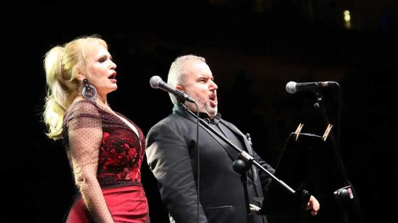 Luis y Ainhoa Ayto Xavea