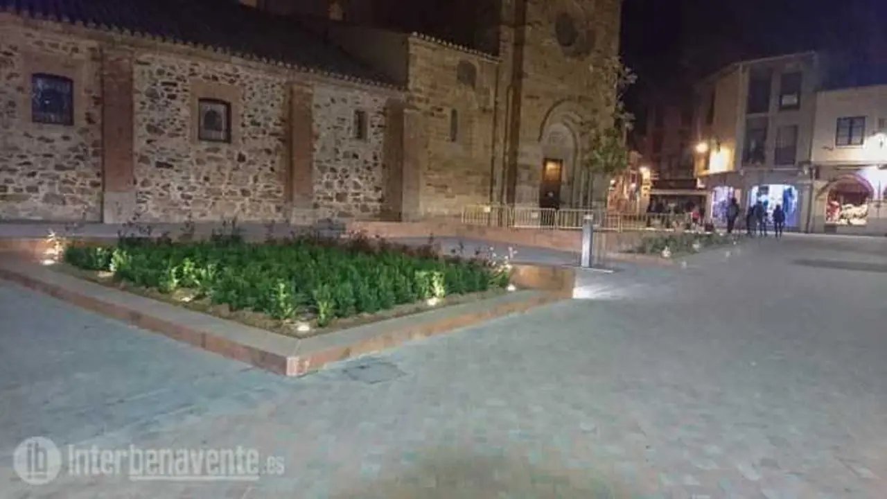 Plaza Santa Mar&iacute;a. Foto Interbenavente