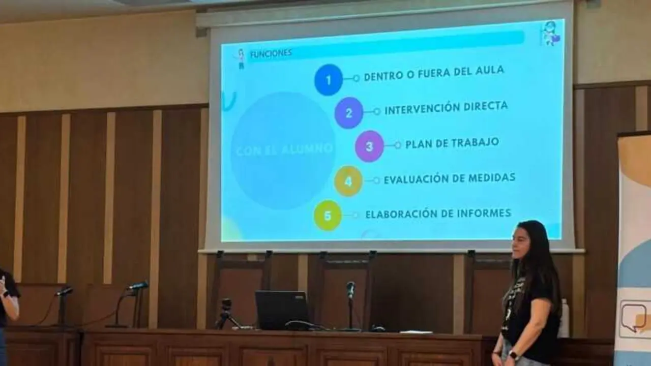 Charla de AMALCY en la Facultad de Educaci&oacute;n y Trabajo Social de Valladolid