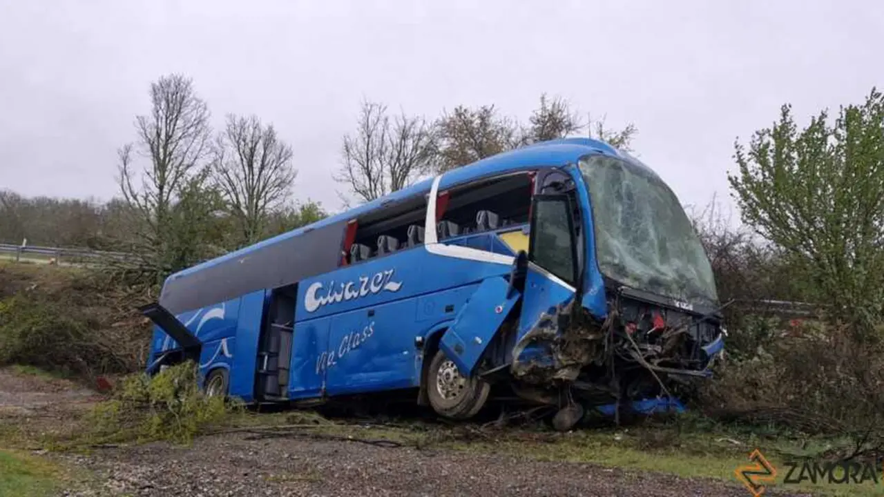accidente bus a52