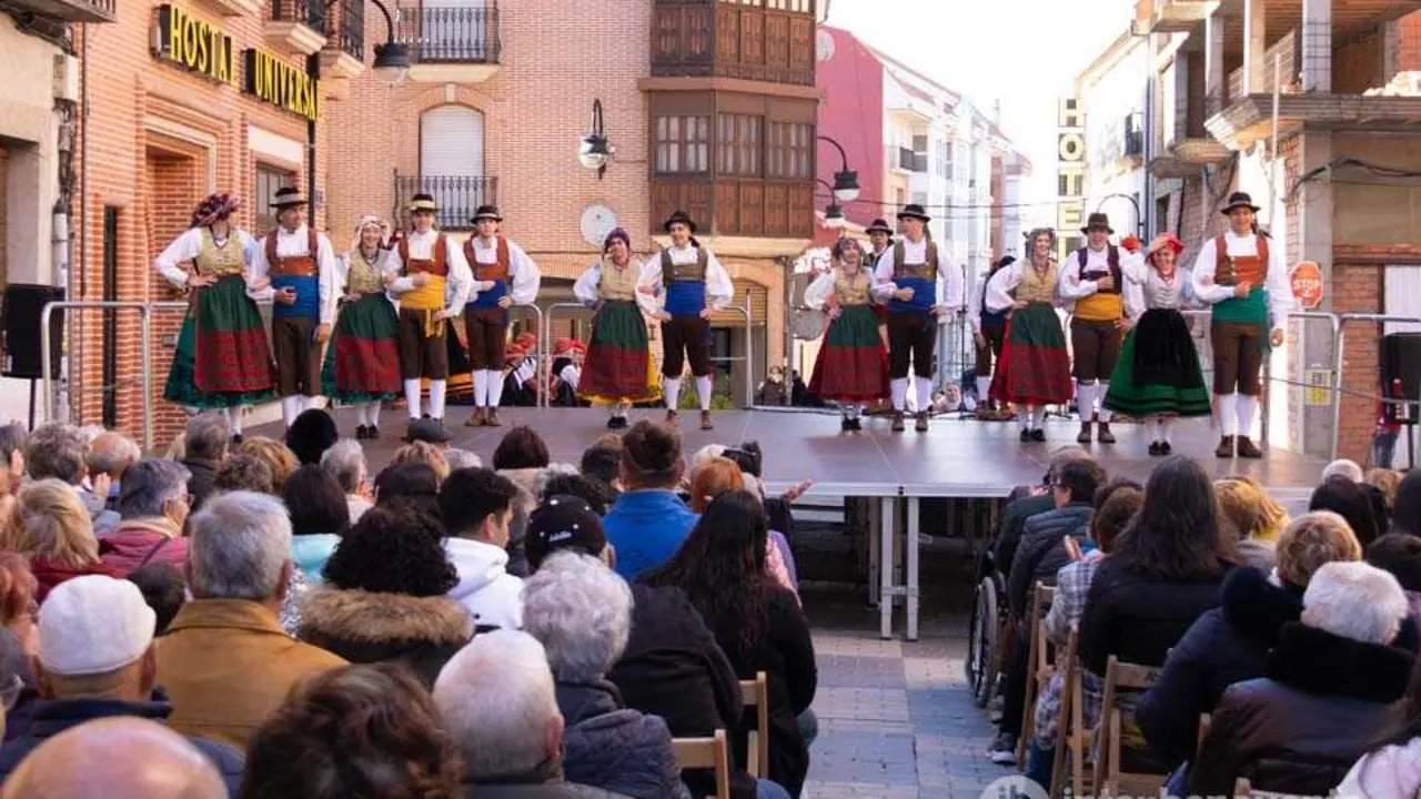 Do&ntilde;a Urraca fiestas de la Veguilla - imagen Interbenavente