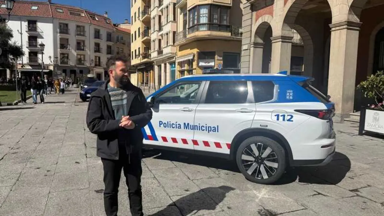 coche polic&iacute;a local de Zamora _2