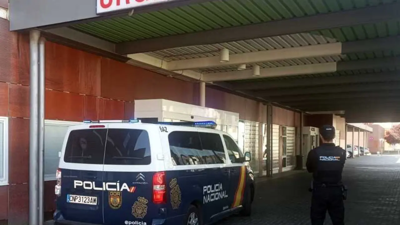 Polic&iacute;a Nacional en Urgencias
