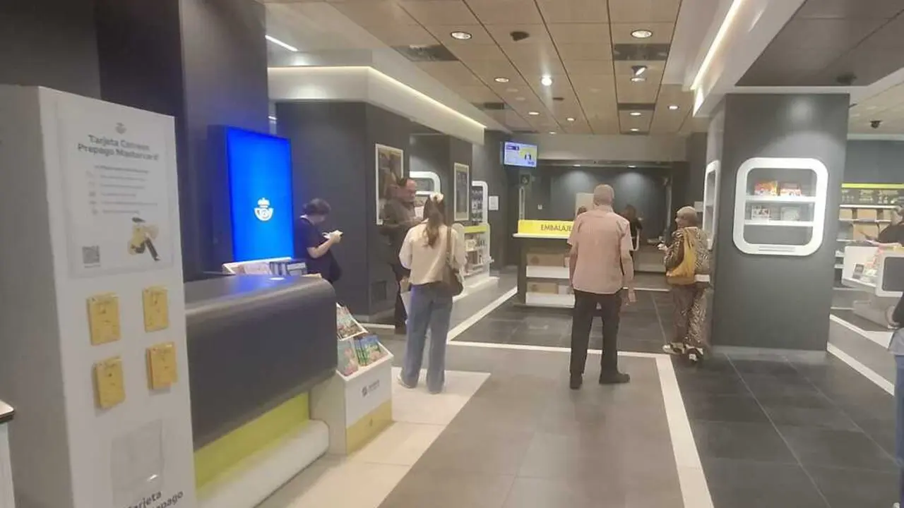 Oficina de Correos en calle Santa Clara