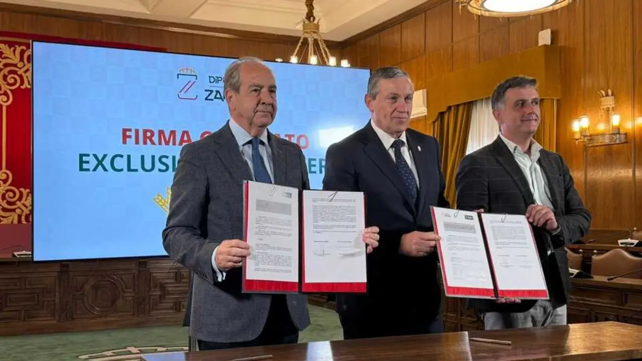 Firma Contrato Financiera M&oacute;vil Diputaci&oacute;n de Zamora 