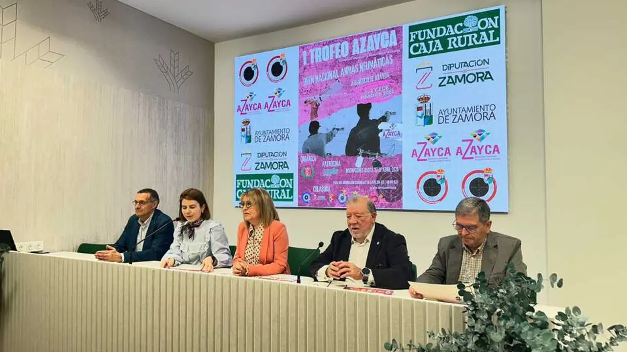 Presentaci&oacute;n trofeo de Azayca