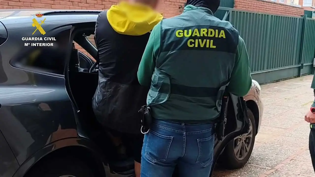 Operaci&oacute;n HIPONA dos tenediso en Benavente