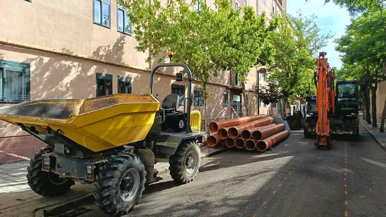 obras colector calle Alcal&aacute; Galiano