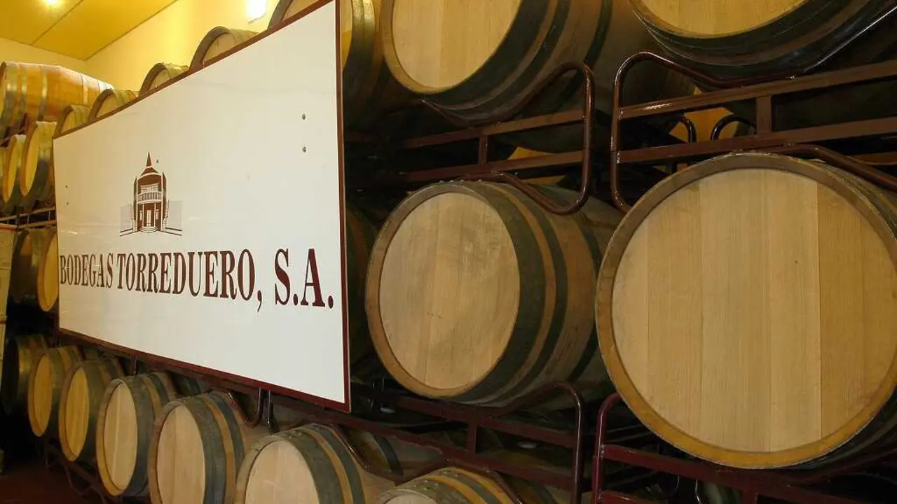 Bodegas-Torreduero-barricas