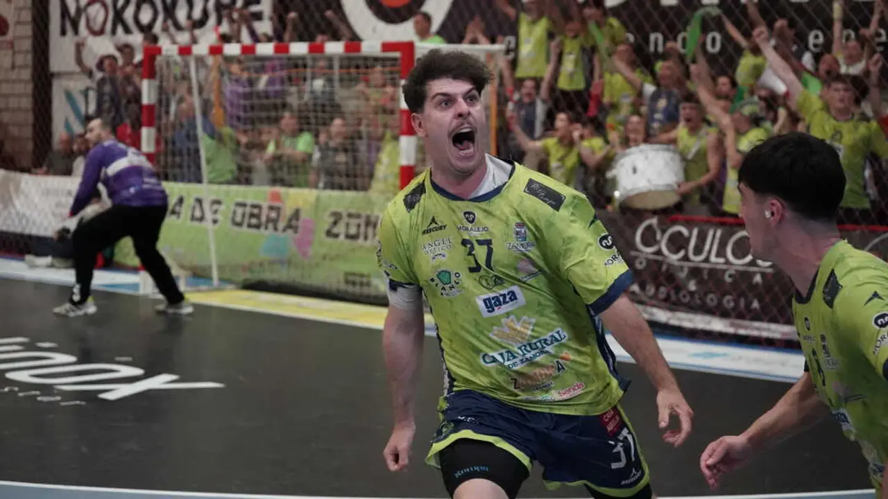 &Aacute;lvaro Fern&aacute;ndez 'Lalo' Balonmano Zamora