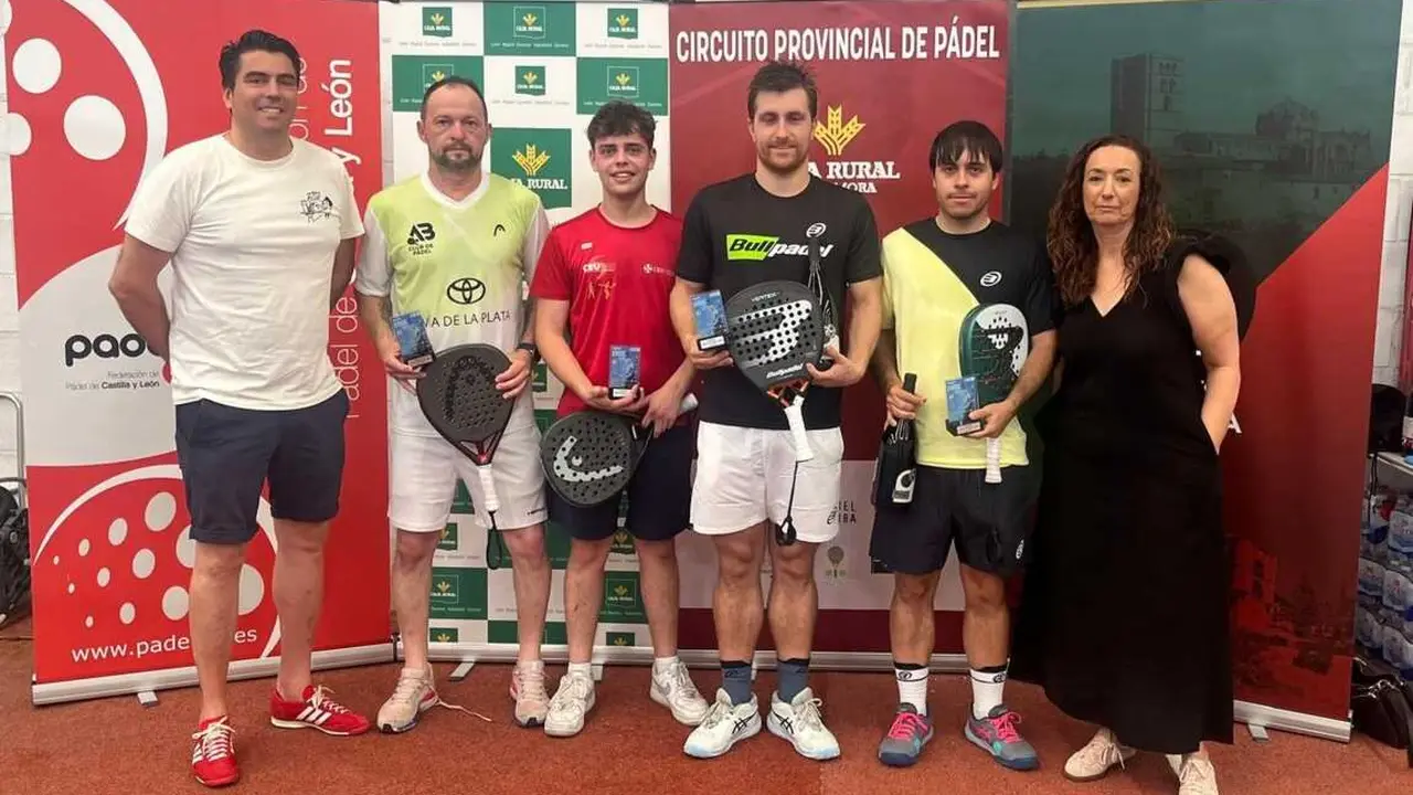 Finalistas masculinos Campeonato Provincial de P&aacute;del Zamora