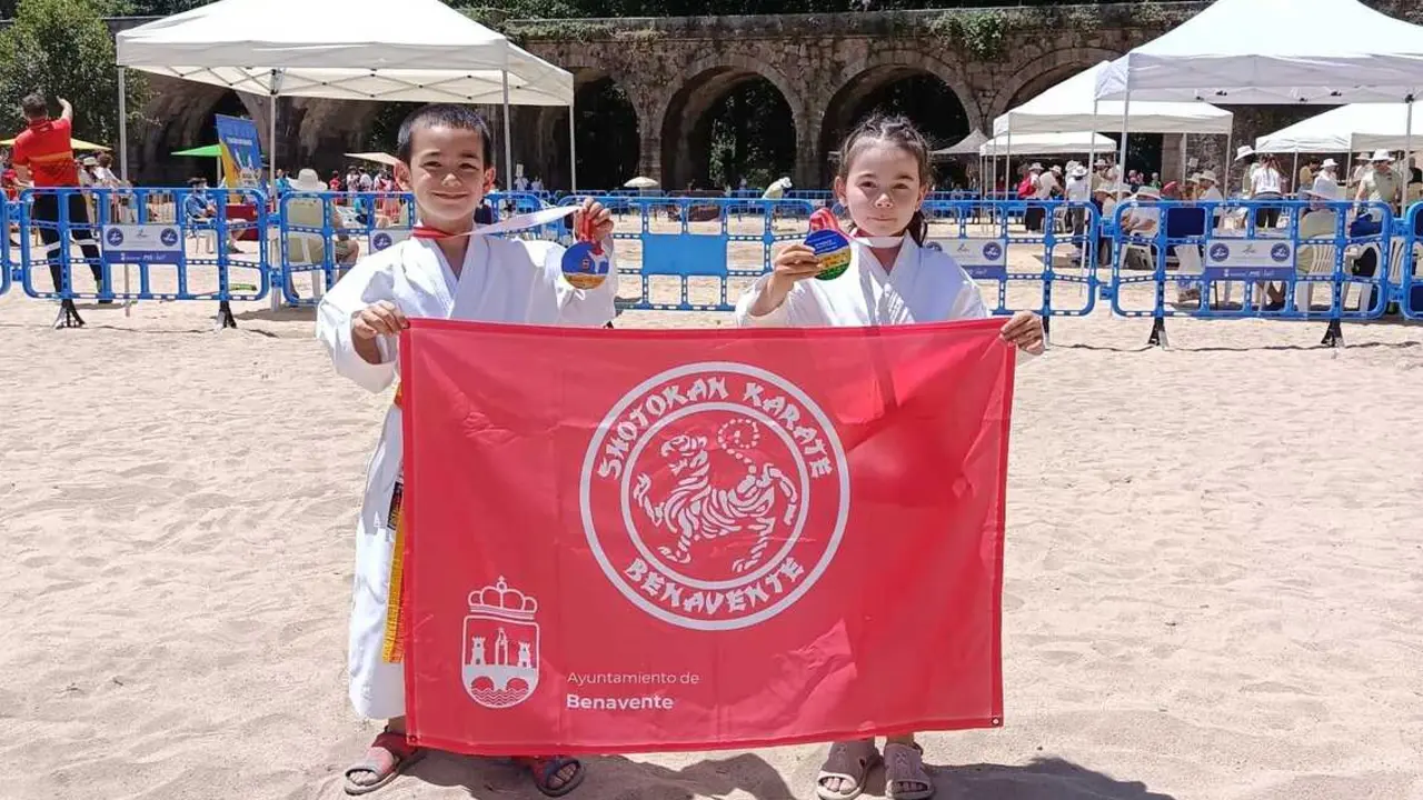 Shotokam Karate Benavente dos bronces Campeonato de Espa&ntilde;a de Karate Playa
