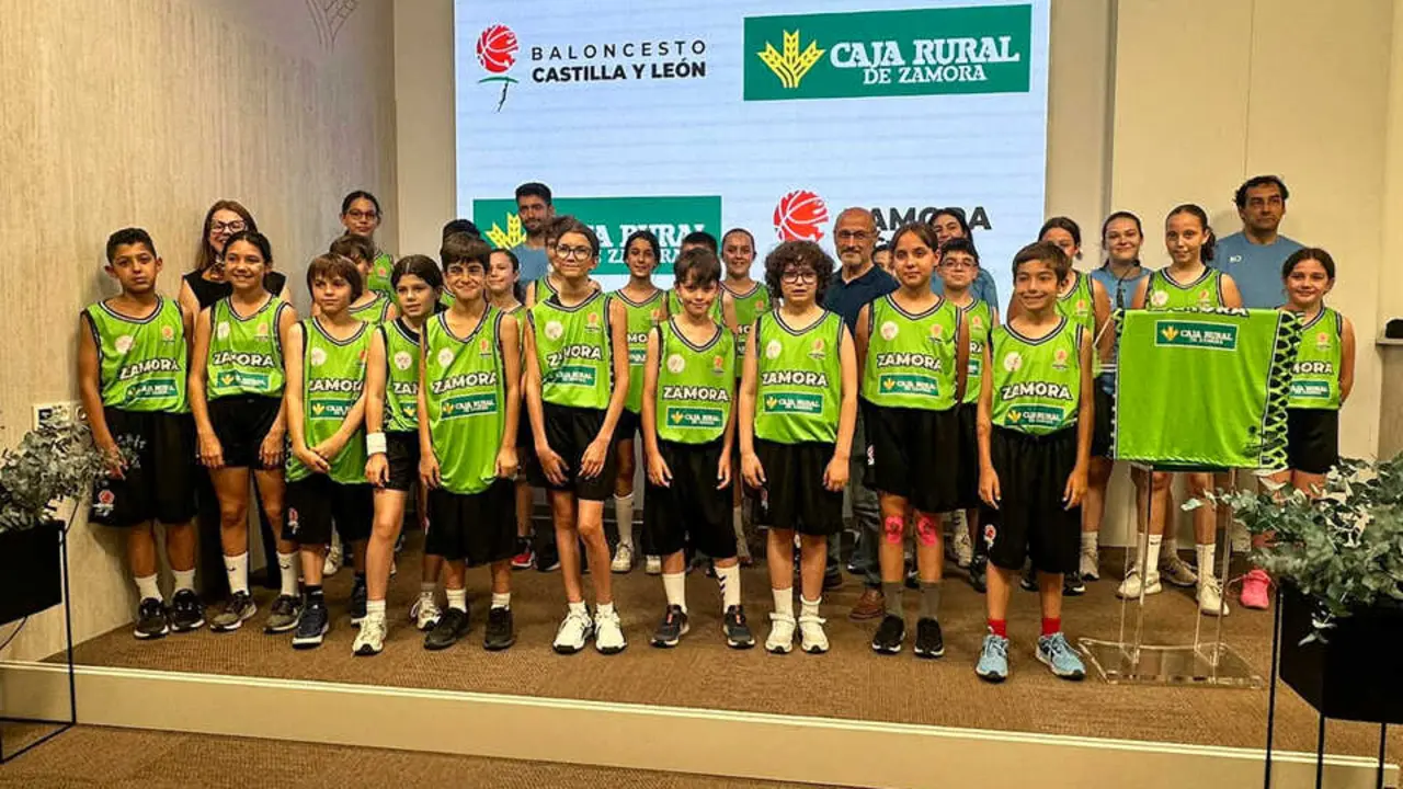 Presentaci&oacute;n selecciones para la final de PRD