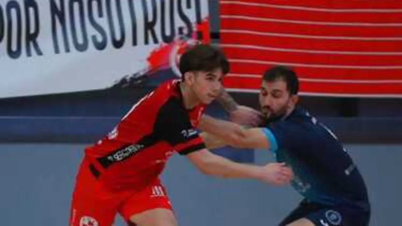 Samu Albert - River Zamora
