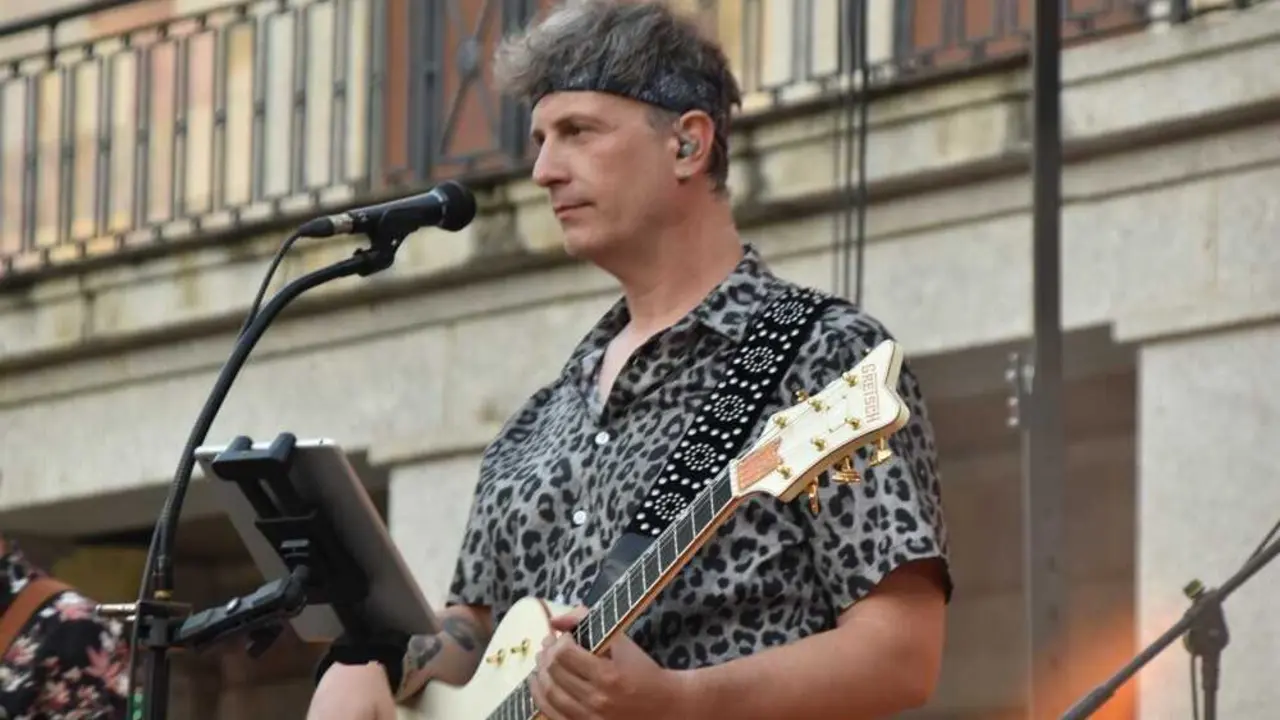 haciendo el indi Carlos Marcos_4