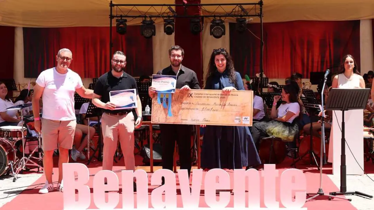 TERCER PREMIO  X Certamen Internacional de Bandas de M&uacute;sica