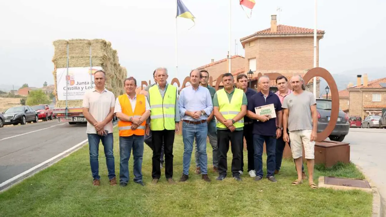 Reuni&oacute;n con alcaldes y OPAS en &Aacute;vila