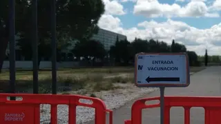 Indicación para entrar a vacunarse en Ifeza