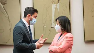 PSOE Zamora. Antidio Fagúndez y Margarita Robles en Congreso Diputados 08-03-2022