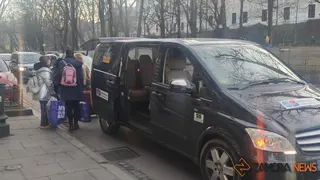 Recogida de los refugiados por el convoy humanitario zamorano