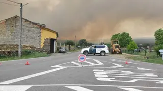 Fotografía de uno de los municipios desalojados por el incendio en Sierra de la Culebra. Fotografía: GC
