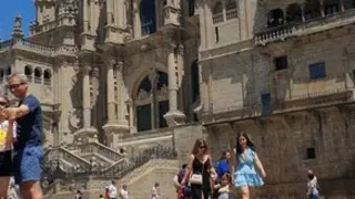Las "comarcas" de Zamora ante la Catedral de Santiago