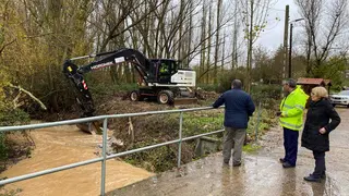 labores de achique de agua en Villamor