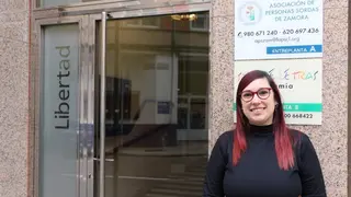 Sara, trabajadora de la Asociación de Personas Sordas de Zamora_2