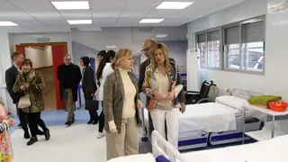 La delegada territorial, Leticia García, visita el IES María de Molina dentro de las Jornadas de Formación Profesional, que organiza la Dirección Provincial de Educación