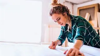 trabajadora-en-formacion-Moncloa