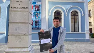 &Oacute;scar Ant&oacute;n presenta su documental sobre el cierre del Museo de la Semana Santa (1)