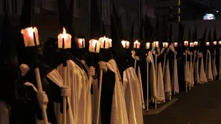 La Tercera Caída sale de San Lázaro ara homenajear a sus fallecidos_27