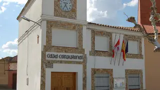 Ayuntamiento de Burganes de Valverde