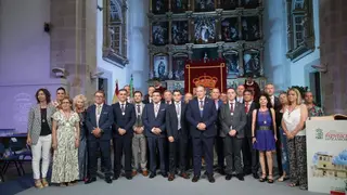Los 25 diputados que conforman el nuevo mandato 2023-206 en la Diputación de Zamora. Fotografía: José Luis Leal