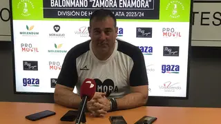 Fran González, en la previa vs Barça B