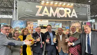 Javier Faúndez y representantes de Zamora en la Feria Internacional de Turismo Gastronómico Xantar