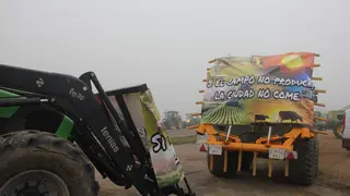 Más de 200 agricultores sacan sus tractores para protestar por las calles de Zamora_31
