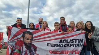 Una veintena de aficionados del Zamora CF viaja a Langreo para animar a su equipo. Fotografía: CEDIDA