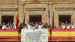 Chupinazo Toro Enmaromado