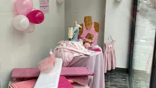 los comercios de Zamora se visten de rosa  (1)