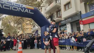 Más de 1.300 personas corren por Luca en Denia