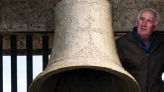 Foto de un campanero. Imagen de la p&aacute;gina web de Nuez de Aliste